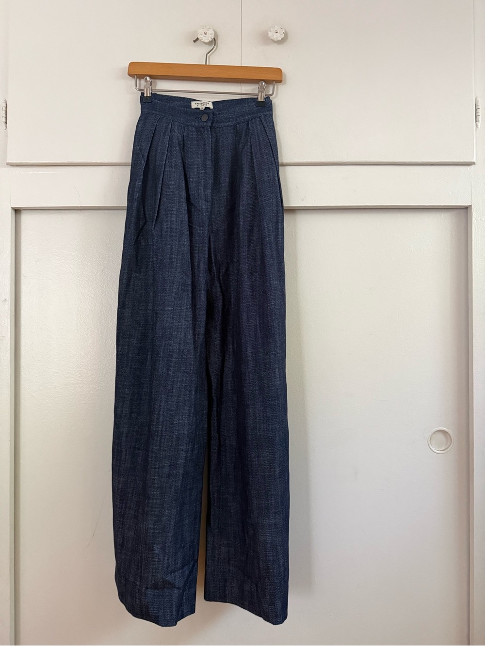 High-Waist Wide-Leg Jeans in Dark Indigo